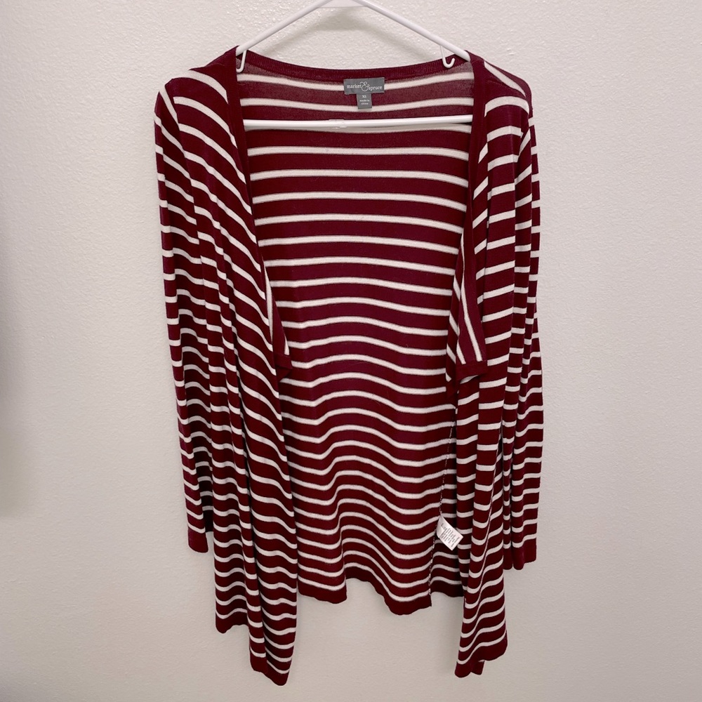 Market and Spruce burgundy cardigan
